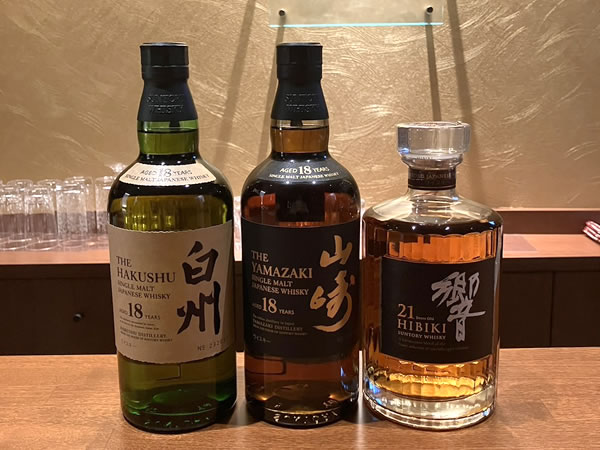 ボトルキープでも、ショット飲みでもOKです